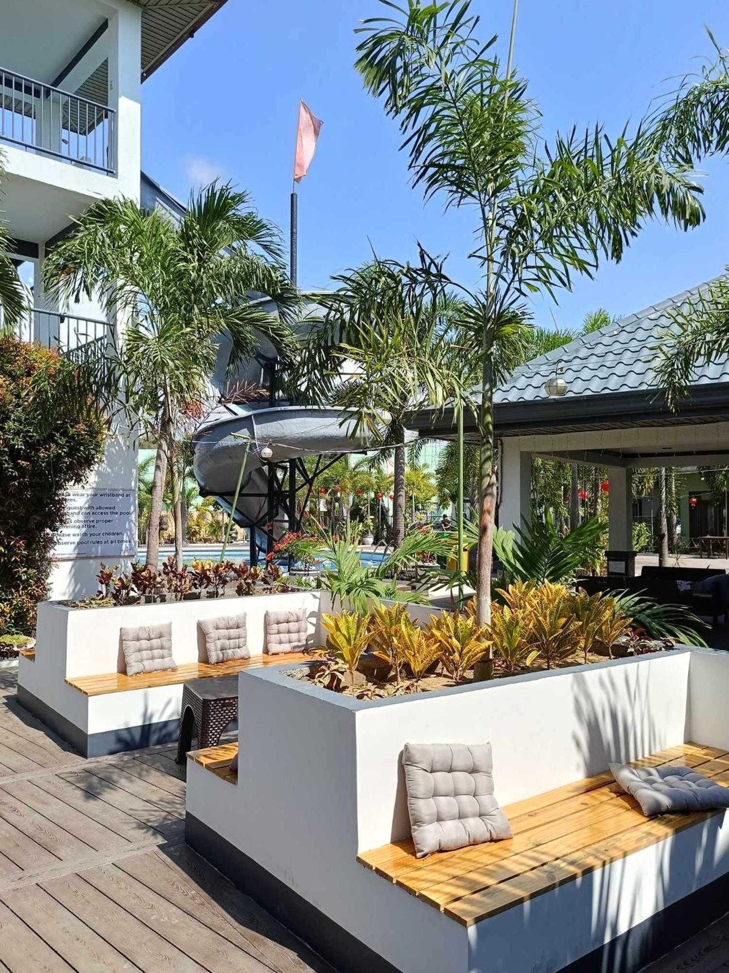Marand Family Resort Bauang Exteriér fotografie